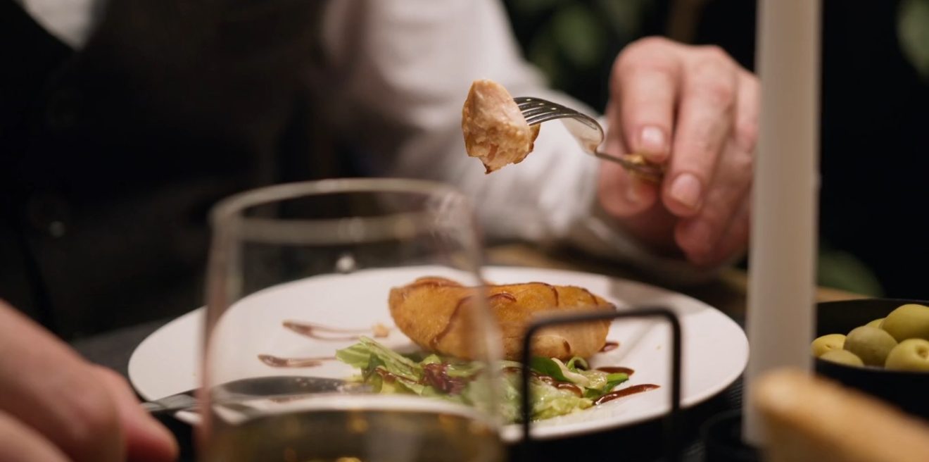 Minimal Dining Story